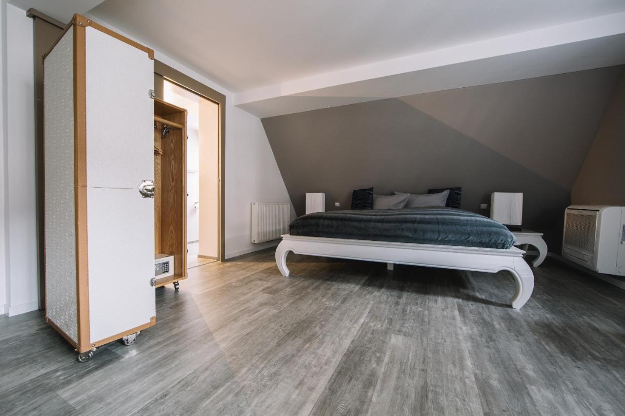Boutique Hotel Pfauen ショルンドルフ エクステリア 写真