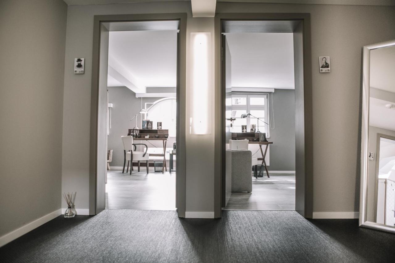 Boutique Hotel Pfauen ショルンドルフ エクステリア 写真