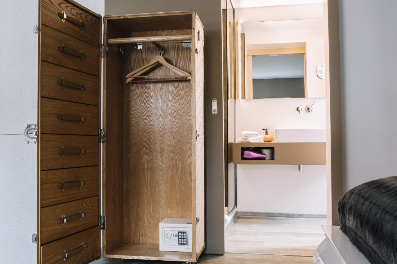 Boutique Hotel Pfauen ショルンドルフ エクステリア 写真