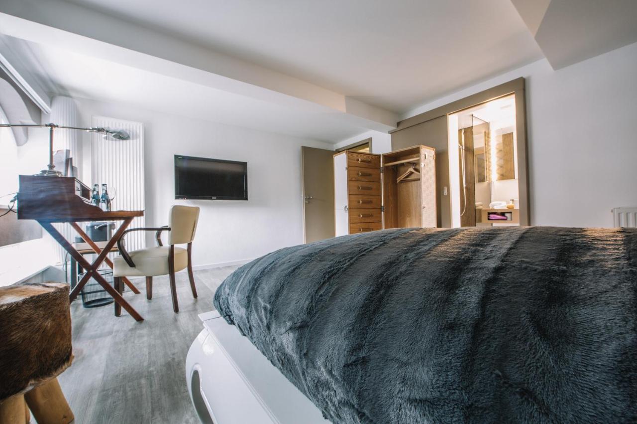 Boutique Hotel Pfauen ショルンドルフ エクステリア 写真