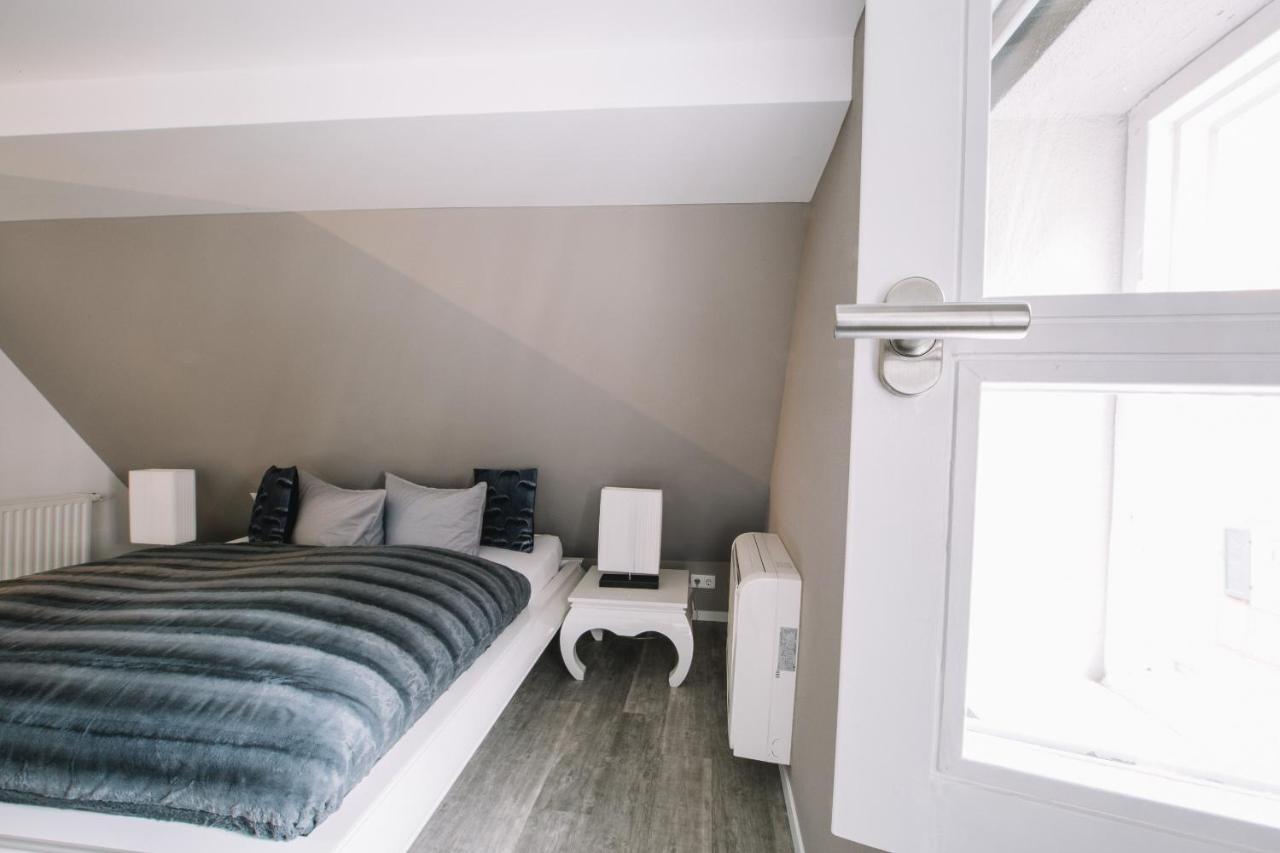 Boutique Hotel Pfauen ショルンドルフ エクステリア 写真
